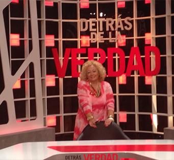 Charo Llamera Abogada Matrimonialista abogada en programa de televisión
